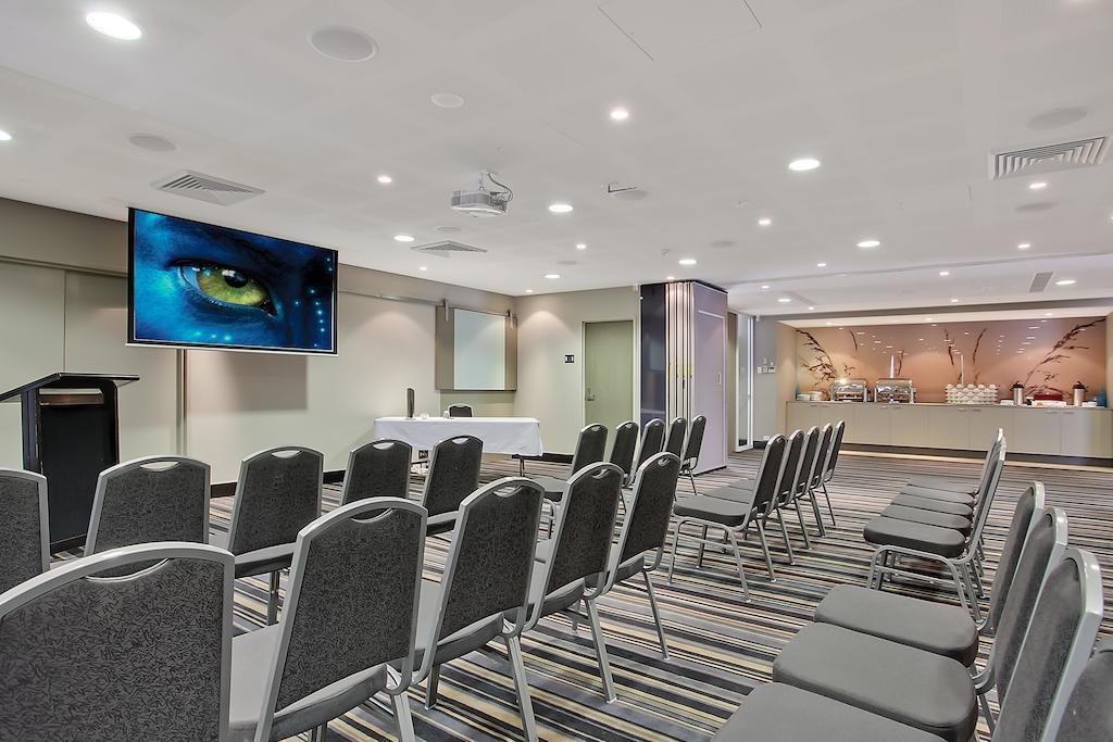 Quality Suites Pioneer Sands Wollongong Exteriör bild