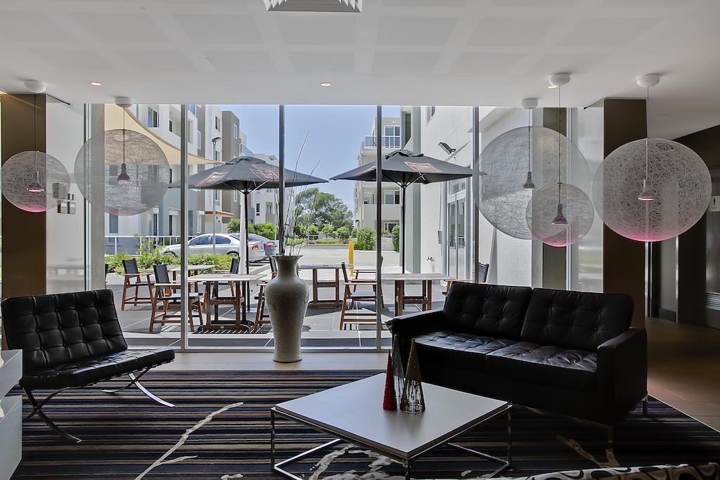 Quality Suites Pioneer Sands Wollongong Exteriör bild