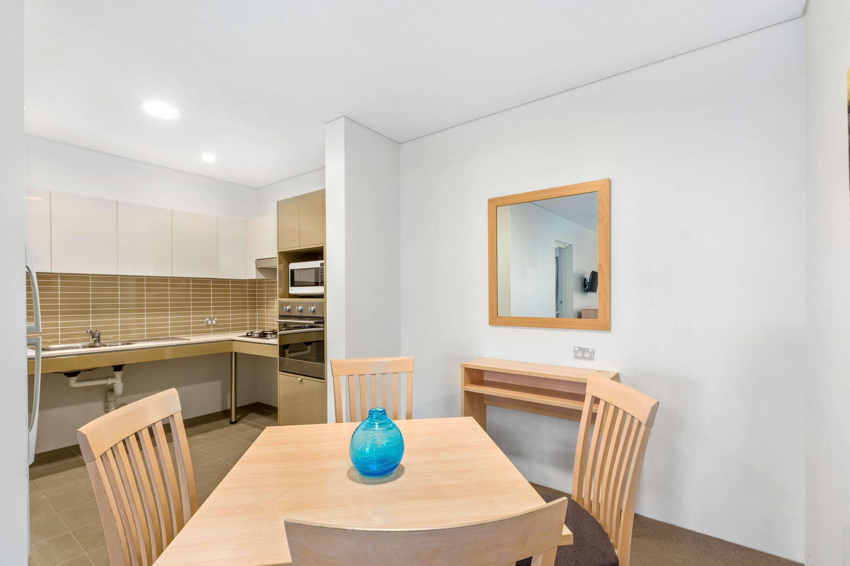 Quality Suites Pioneer Sands Wollongong Exteriör bild