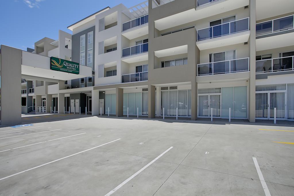 Quality Suites Pioneer Sands Wollongong Exteriör bild
