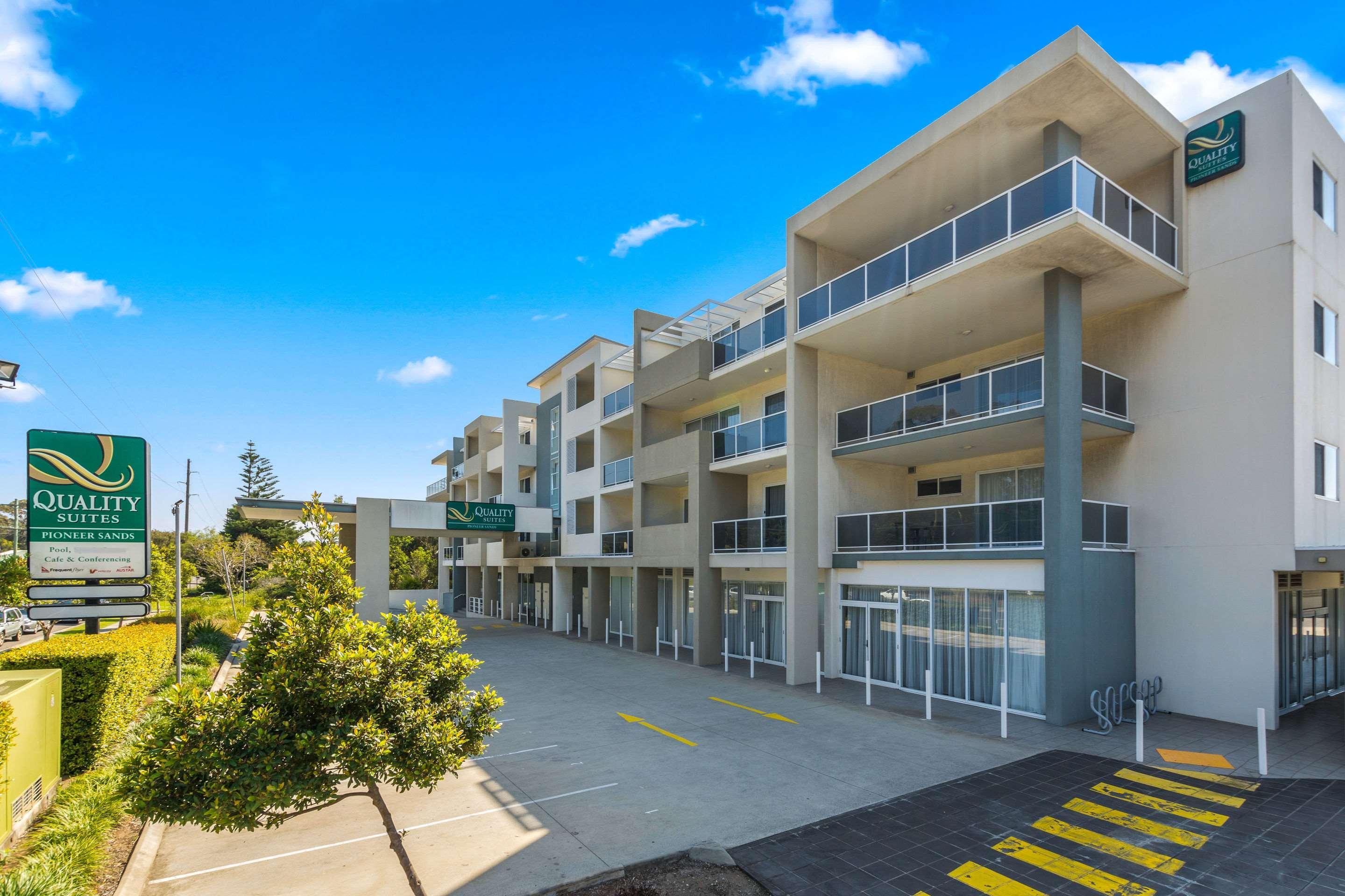 Quality Suites Pioneer Sands Wollongong Exteriör bild