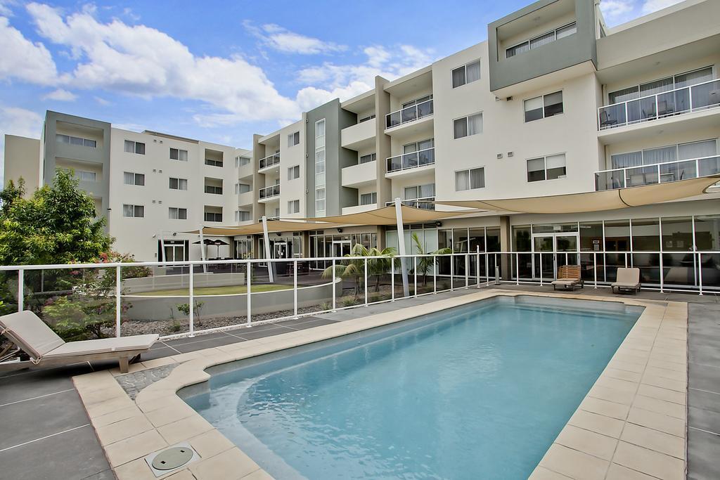 Quality Suites Pioneer Sands Wollongong Exteriör bild