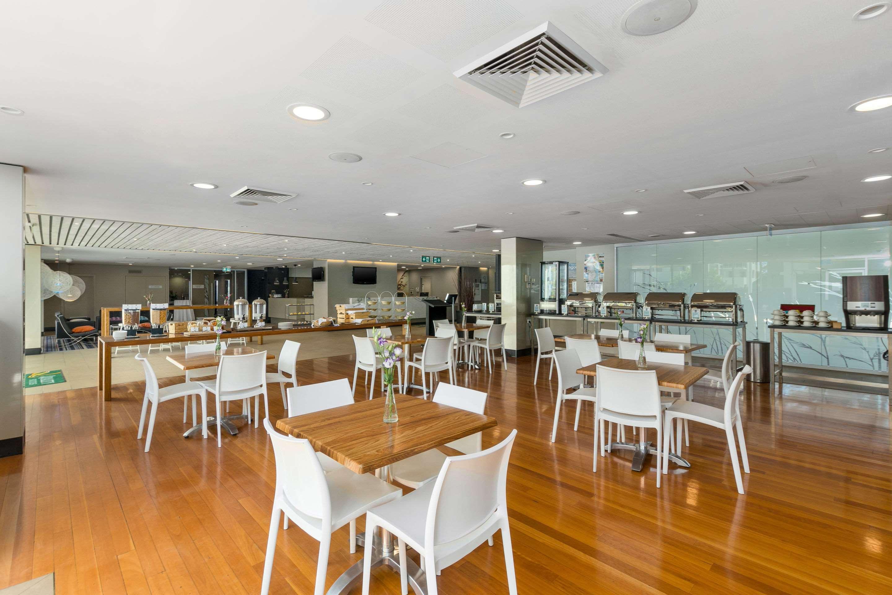 Quality Suites Pioneer Sands Wollongong Exteriör bild