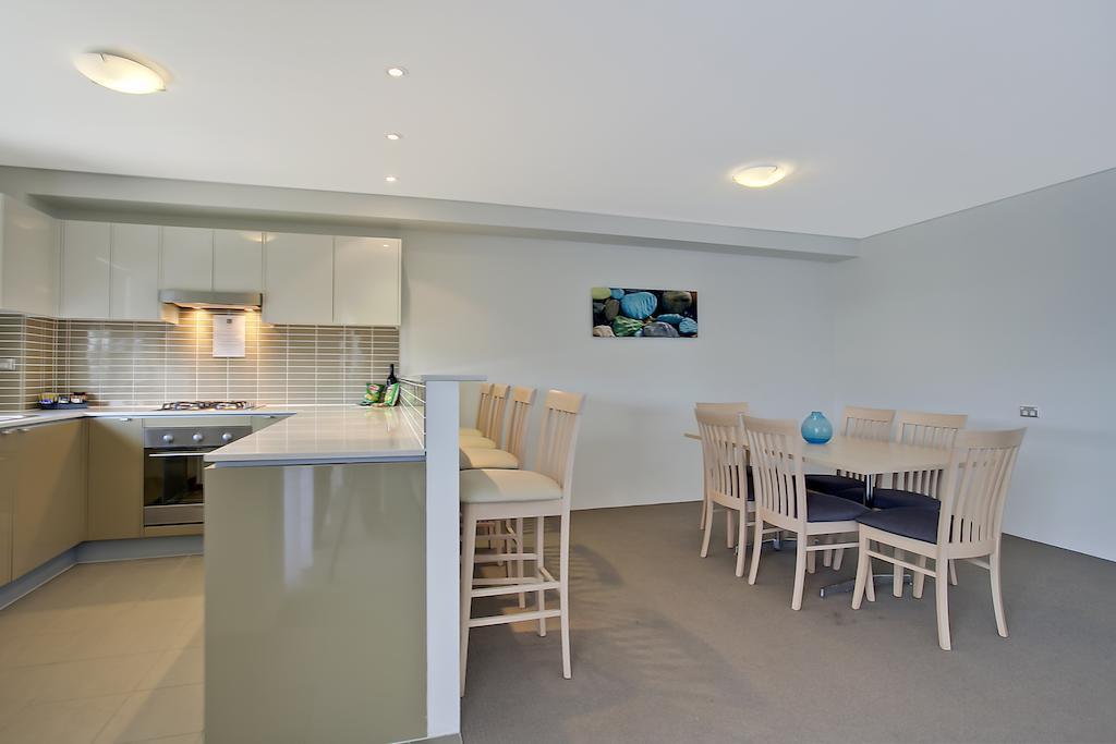Quality Suites Pioneer Sands Wollongong Exteriör bild