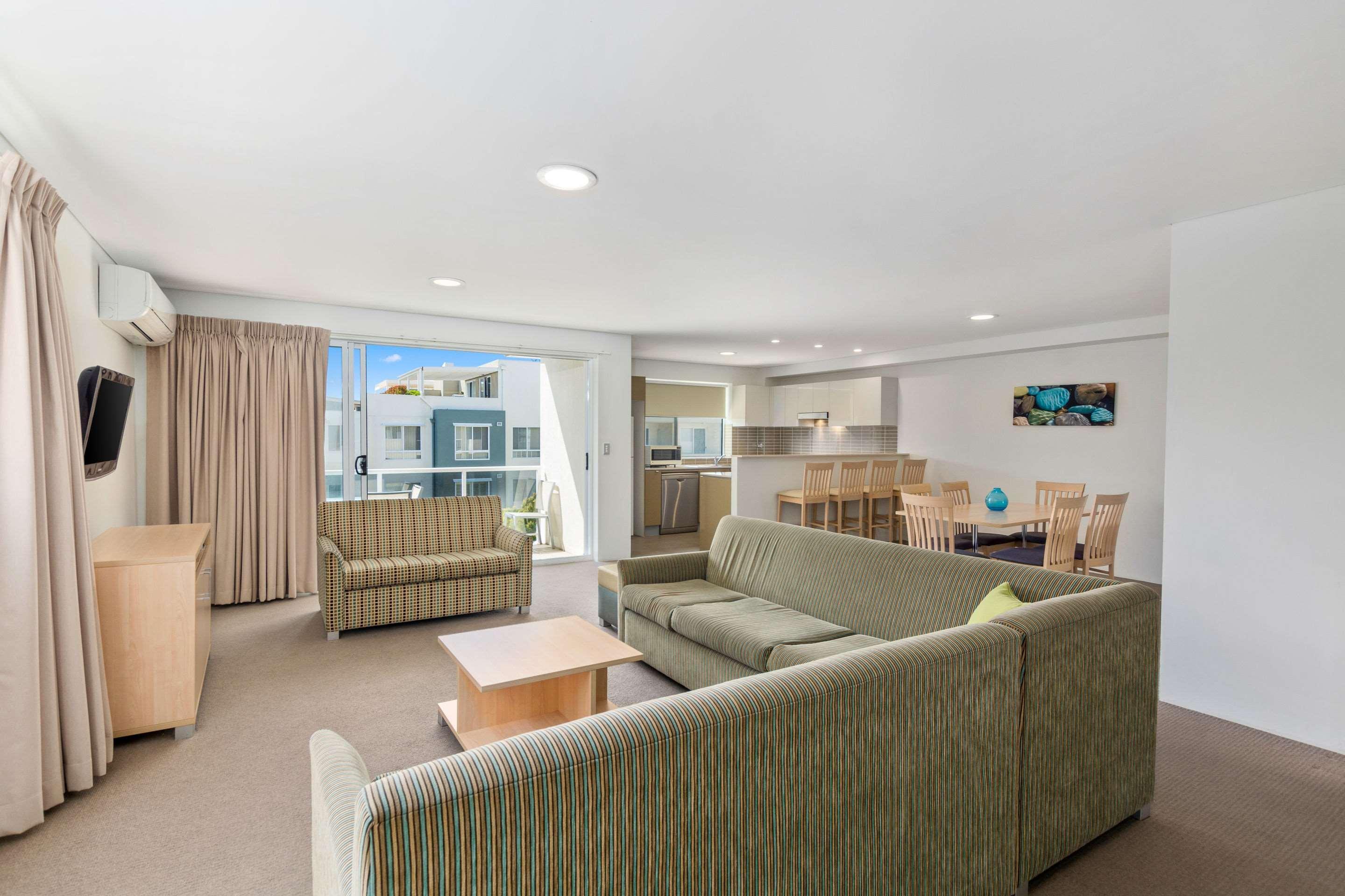 Quality Suites Pioneer Sands Wollongong Exteriör bild