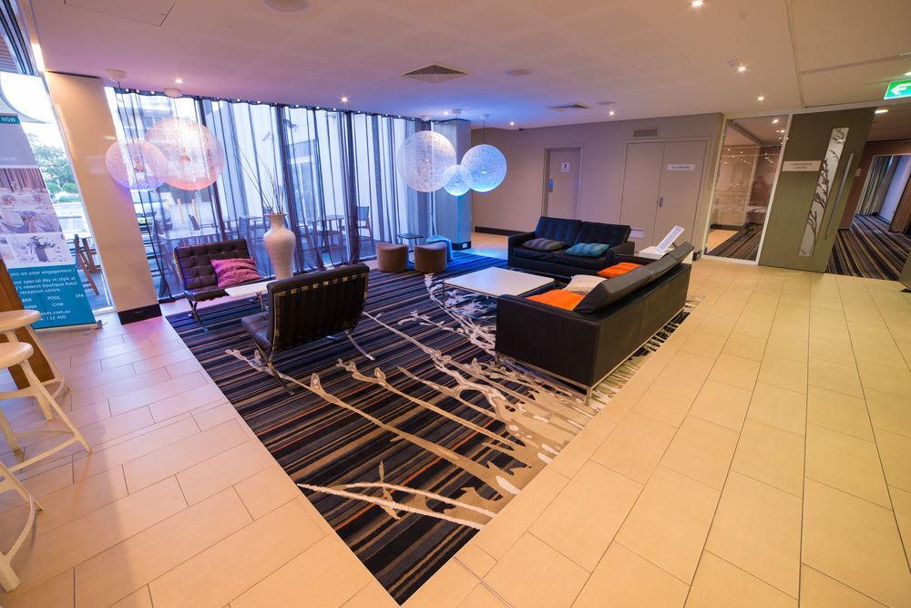 Quality Suites Pioneer Sands Wollongong Exteriör bild