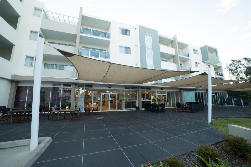 Quality Suites Pioneer Sands Wollongong Exteriör bild