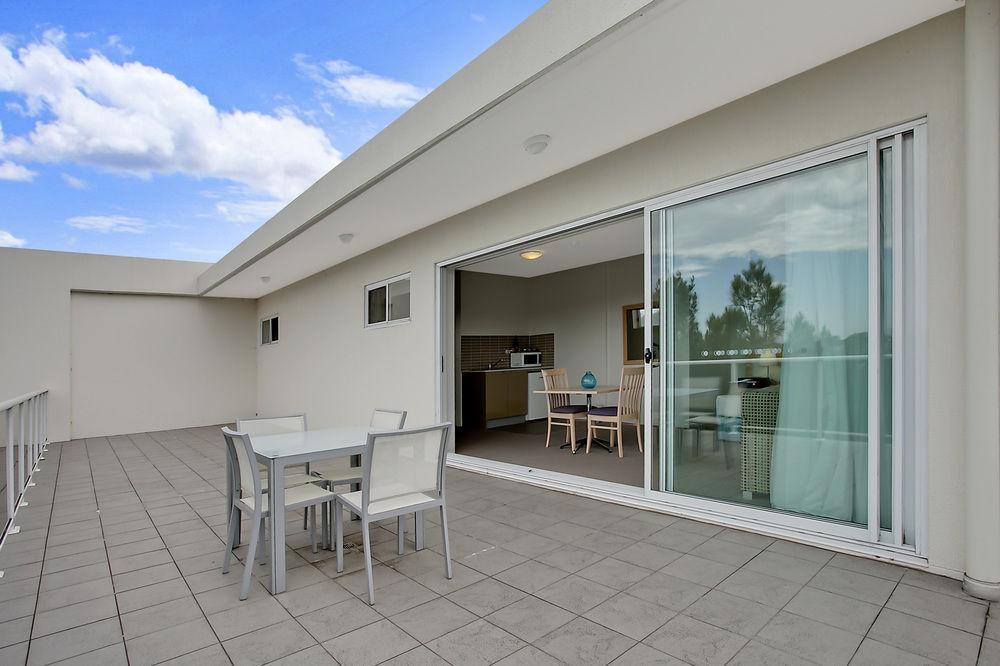 Quality Suites Pioneer Sands Wollongong Exteriör bild