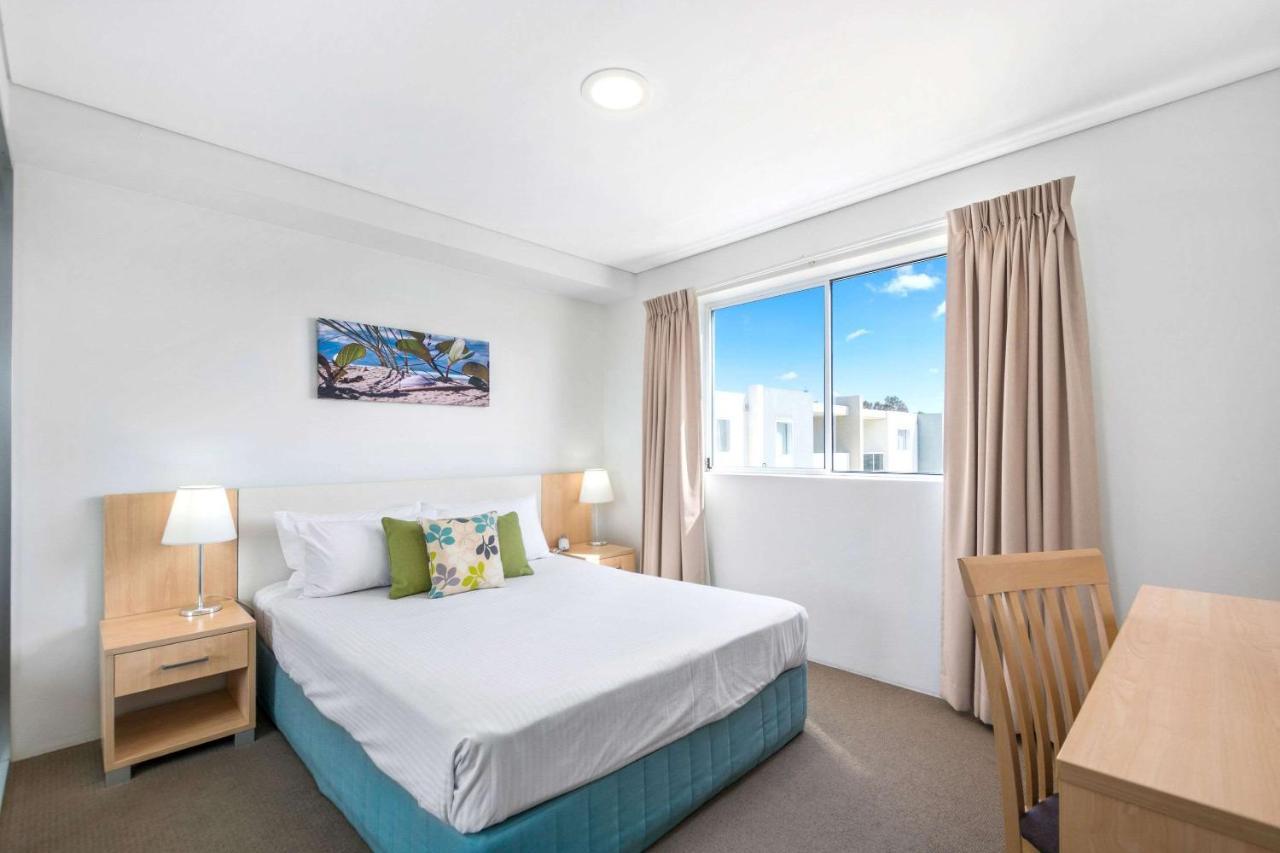 Quality Suites Pioneer Sands Wollongong Rum bild