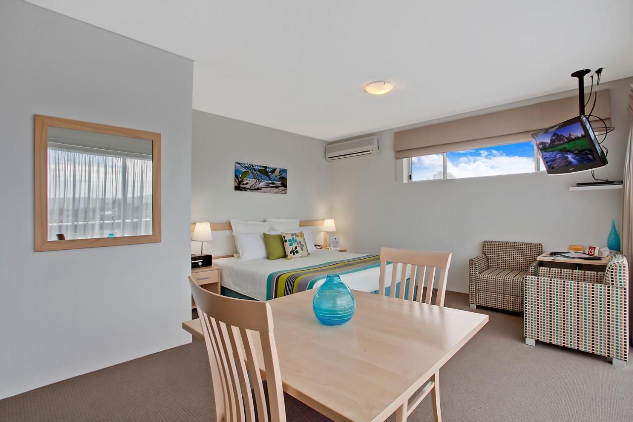 Quality Suites Pioneer Sands Wollongong Exteriör bild